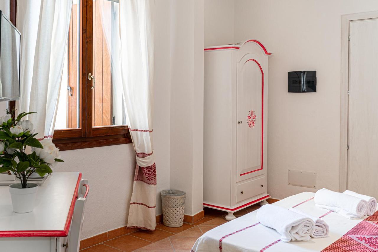 Hotel Trinita Dei Corsari Торре-дей-Корсари Экстерьер фото